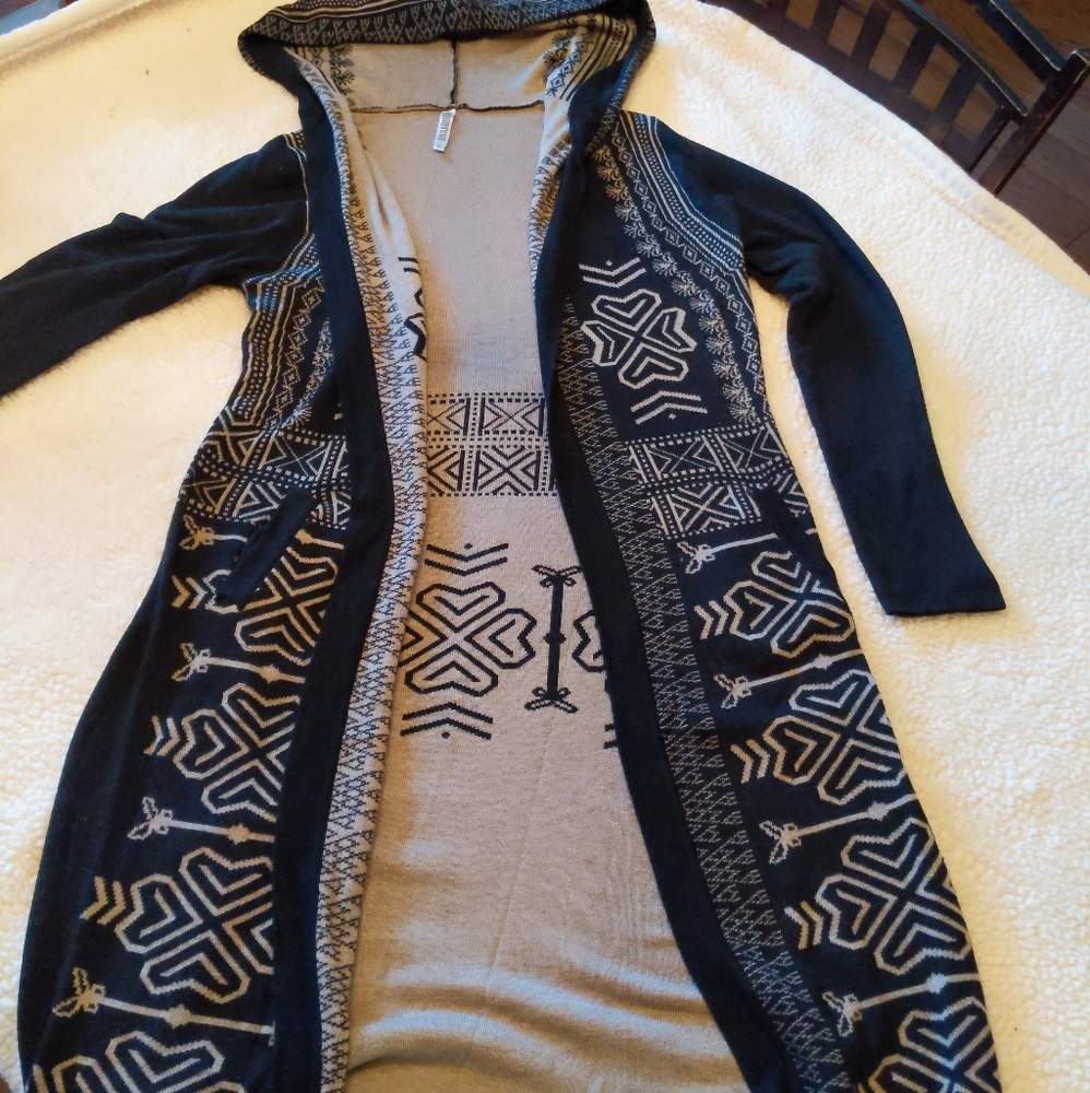 Monoreno hooded sweater